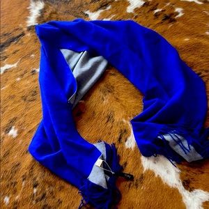 Boutique wrap/scarf